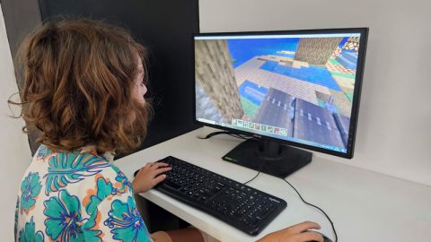 Aprender a programar con videojuegos: el poder educativo de Minecraft y ...